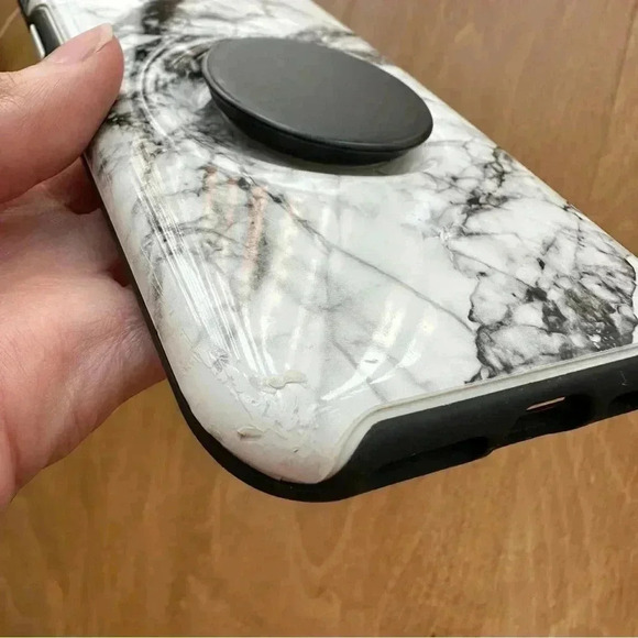 OtterBox x PopSocket iPhone 9 Pro Phone Case, Marble Pattern, Black/White - Picture 4 of 15